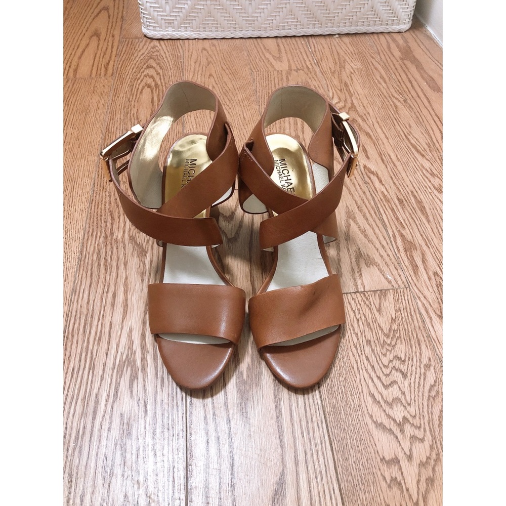 ⛔️SOLD⛔️🌟MK heeled sandals